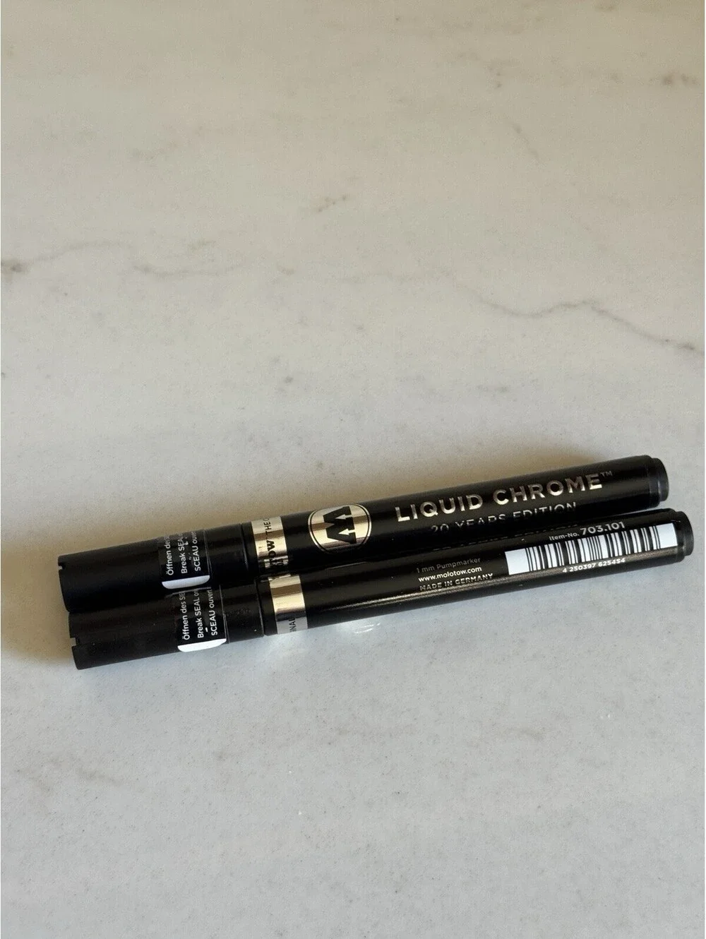 2 Molotow Liquid Chrome Marker 1mm MLW101